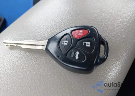 2010 Toyota Corolla Le z USA, uszkodzony, nr VIN 2T1BU4EE0AC383079